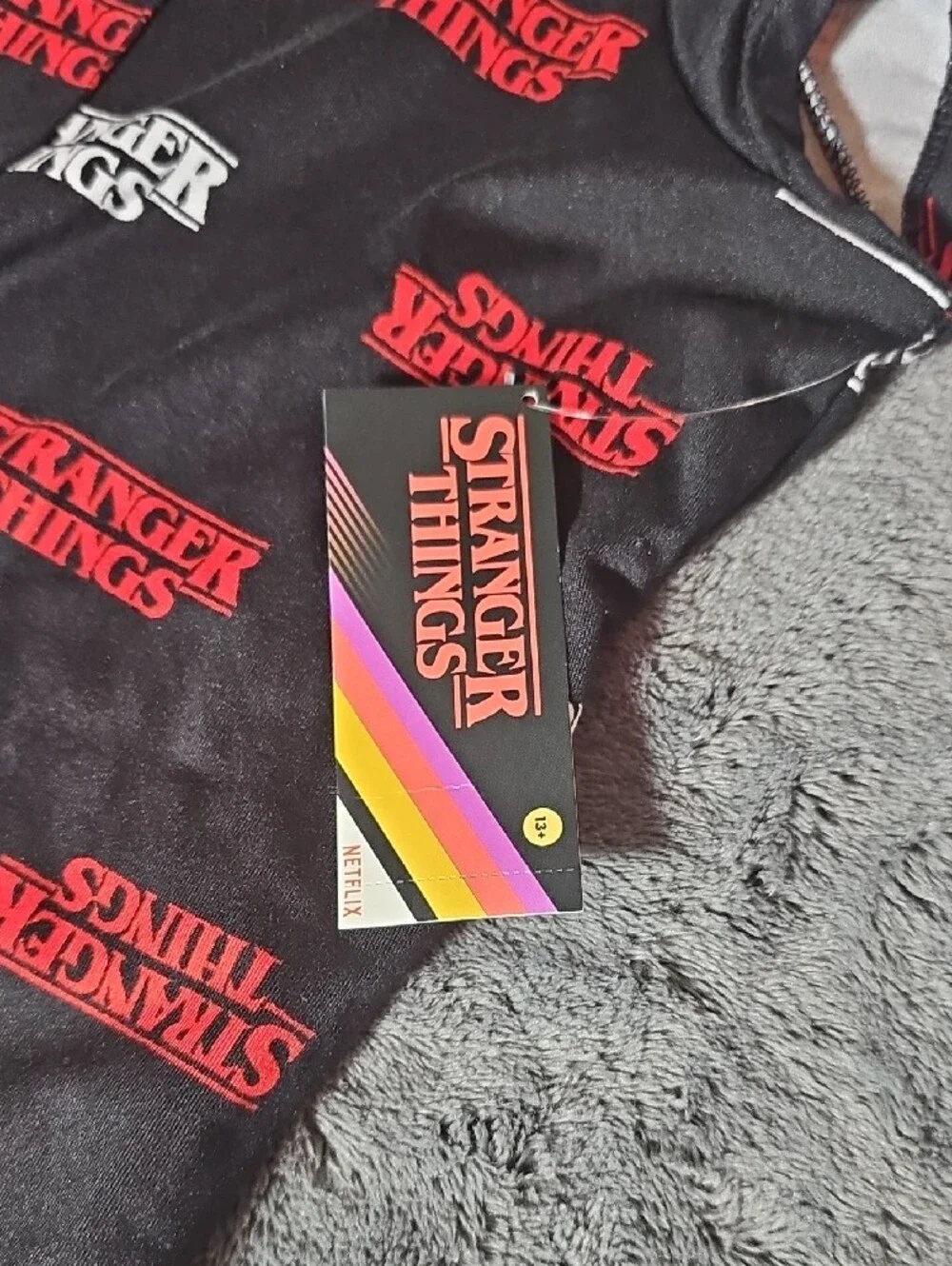 Netflix Stranger Things Short Pajama Set Size XL